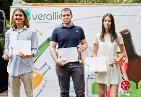 Las mejores botellas de vino por y para j&oacute;venes